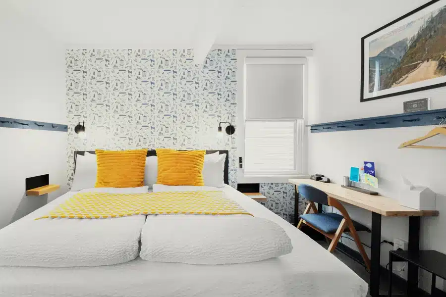 Superior King Room - Bed